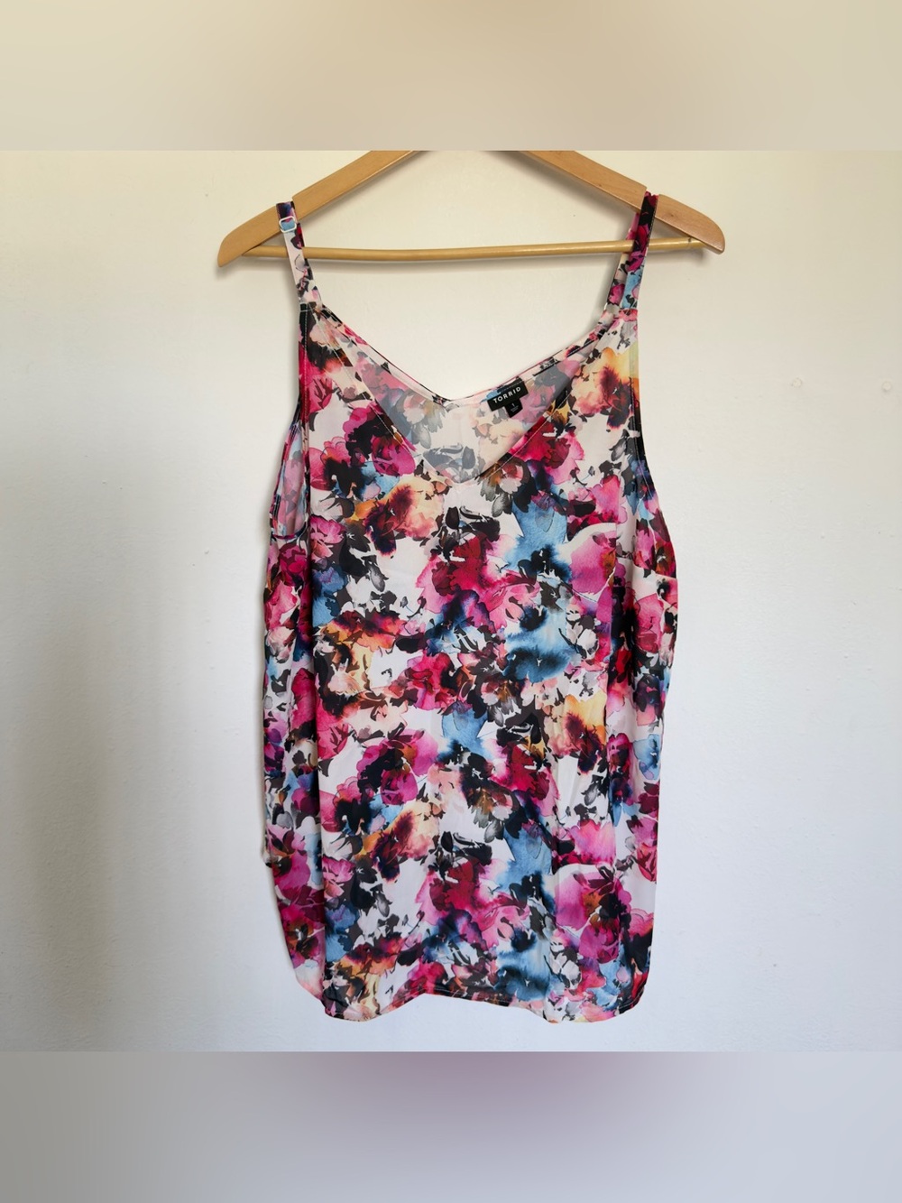 Women's Torrid Sz 1(1x/14-16)Floral Watercolor Cami Tank Top Adjustable Straps